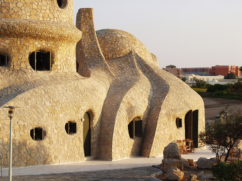Architekturkonzept in der Wüste